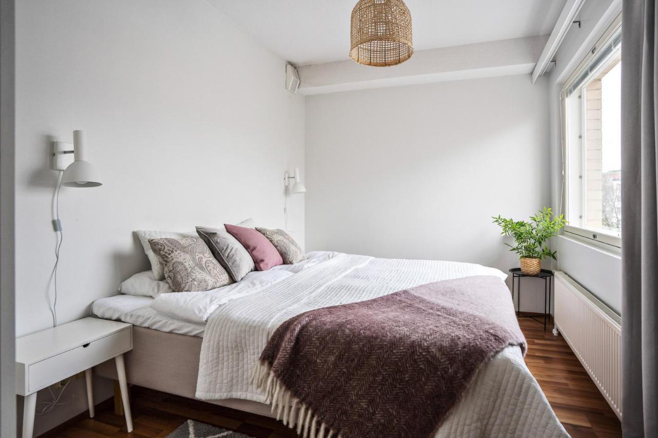 Apartment Sleepwell Tiili With Private Sauna And Parking Турку Экстерьер фото