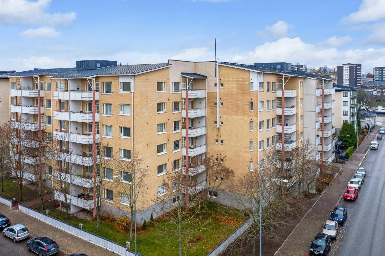Apartment Sleepwell Tiili With Private Sauna And Parking Турку Экстерьер фото